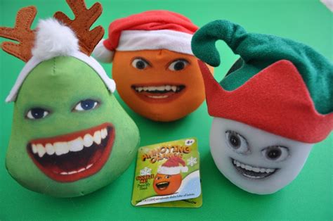 Annoying Orange Pear And Marshmallow Holiday Talking Stuffed Toys Youtube