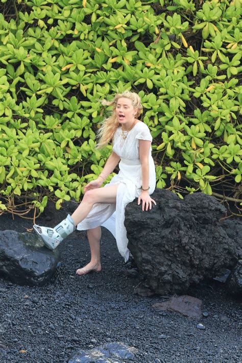 Amber Heard Wears Ankle Boot During Hawaiian Vacation