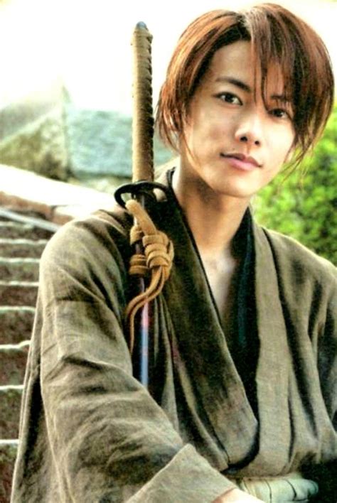 Medial /h/ regularly changed from p → ɸ → w. Kenshin himura | るろうに剣心、実写、佐藤健
