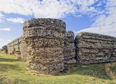 Burgh Castle Roman Fort History And Facts History Hit
