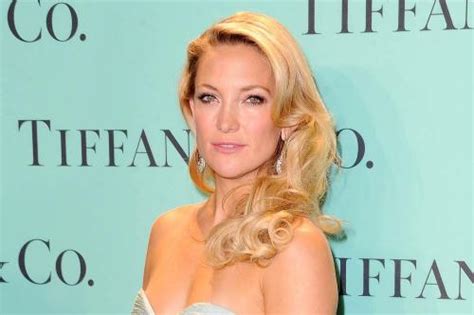 Kate Hudson Steals The Limelight In Reem Acra At The Tiffany Co Ball