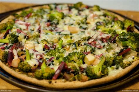 Cheesy Green Garden Pizza Recipe