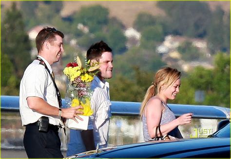 Hilary Duff And Mike Comrie Honeymoon In Cabo Photo 2474075 Hilary