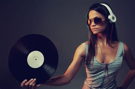1366x768 Dj Women 1366x768 Resolution Hd 4k Wallpapers Images Backgrounds Photos And Pictures