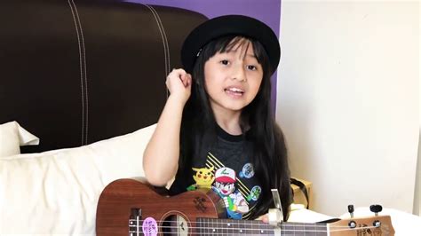 If you feel you have liked it lagu warisan anak kecil main api mp3 song then are you know download mp3, or mp4 file 100% free! anak kecil main gitar akustik tak tun tuang cover - YouTube