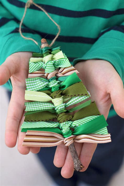How To Make A Scrap Ribbon Christmas Tree Ornament Recipe Diy