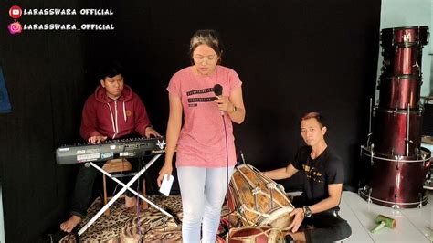 Ku Lepas Dengan Ikhlas Versi Bajidor Nunuy Kolaborasi Bersama Dara Musik Youtube