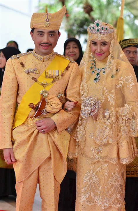 Sultan Of Bruneis Son Celebrates Wedding In Lavish Ceremony Al