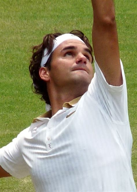 Fileroger Federer 26 June 2009 Wimbledon 2 Crop Wikipedia