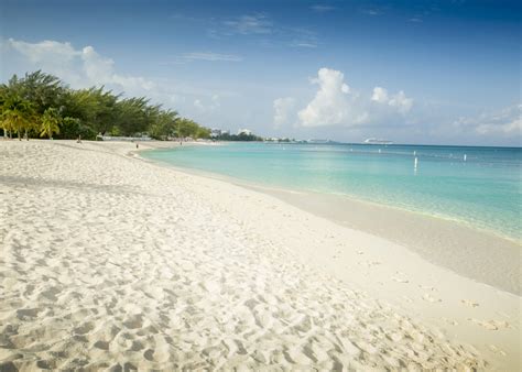 The 10 Best Caribbean Beaches For A Relaxing Escape