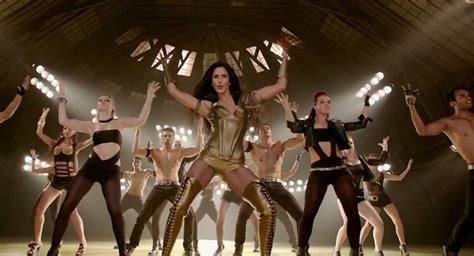 Katrina Kaif Hd Stills From Dhoom Machale Song Of Dhoom 3 Movie