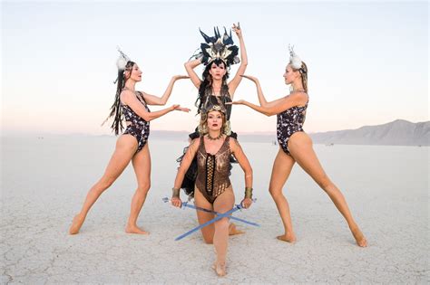 Photographer Shares Incredible Burning Man Shots It S Hard To Encapsulate This Week In Words