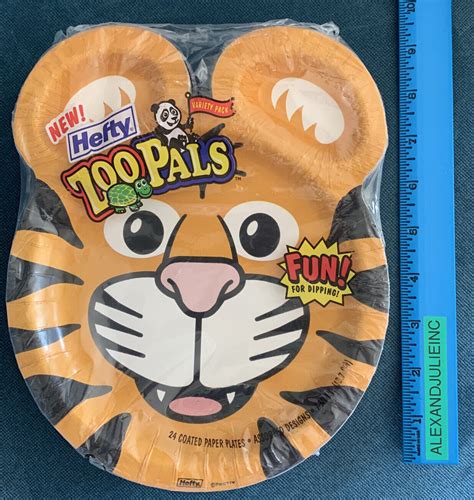 New Hefty Zoo Pals Paper Plates 24 Pack Assorted Sealed 2001 First Ever