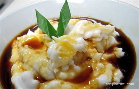 Berikut resep bubur sumsum pandannya ya. Resep Bubur Sumsum dan Tips Membuatnya Agar Enak Lembut ...