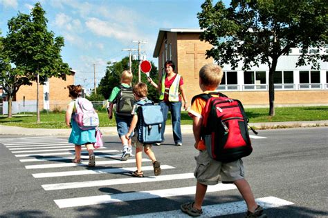 Should Your Kids Walk To School About Getting Out