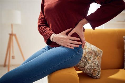 Dull Aching Pain In Your Hip Heres What It Could Mean Western