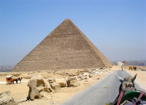 Us Man Arrested In Egypt For Obscene Photo Shoot At Giza Pyramids Tan