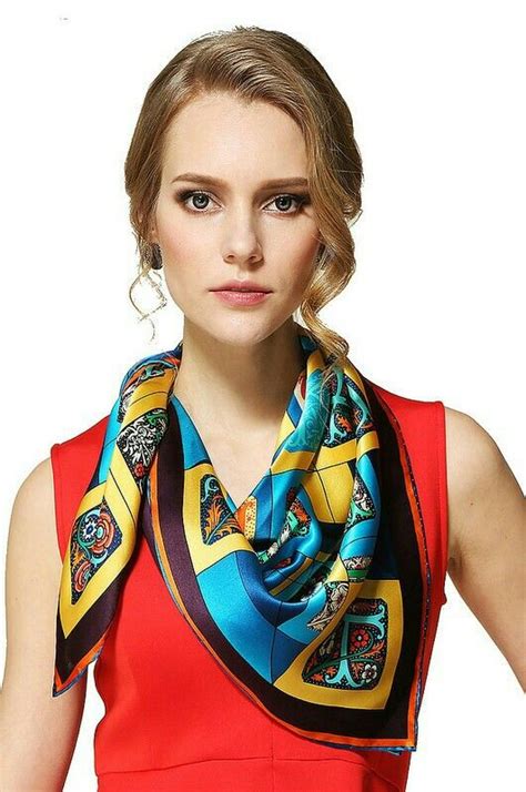 Pin By Aranelle On Fashion Silk Scarf Style Scarf Styles Scarf Outfit
