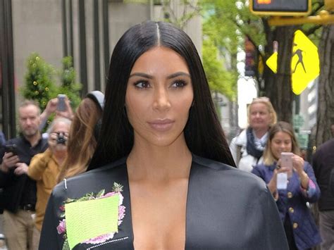 Photos Kim Kardashian Sexe à Lair Elle Montre Tout Pour La Promo De