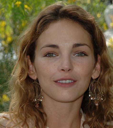 Page officielle de claire keim retrouvez moi aussi ici Claire Keim : elle est tombée amoureuse de Bixente ...