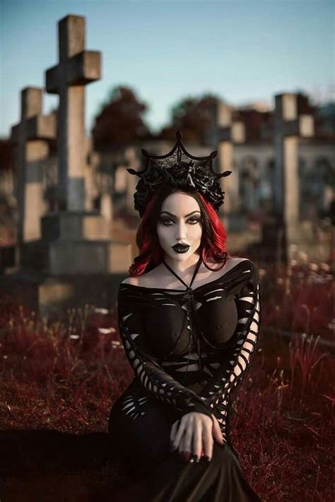 Pin By Linda Gaddy On Gothic Wicca Steampunk And Amazing Evil Clothes Gothic Photography Goth