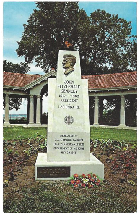 John F Kennedy Jr Grave