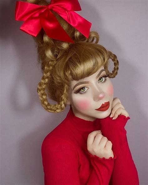 Pin By Kelsey Kleynenberg On Make Up Christmas Character Costumes