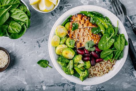 This material must not be used for commercial purposes, or in any hospital or medical facility. Surprising Benefits of a Well-Balanced Ketogenic Diet