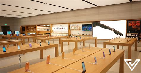 Got comics on the mind? Apple Orchard Road Is Probably One Of Its Best Stores Yet