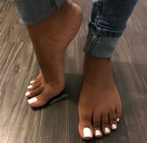i love women s feet toe nails white feet nails toe nails