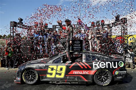 Nascar 2022 Daniel Suarez Becomes First Mexican To Take A Victory In