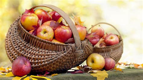🥇 Apples Autumn Baskets Fallen Leaves Fruits Wallpaper 139431