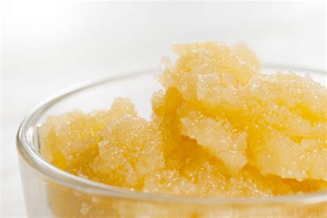 Crystallized Honey The Cold Hard Facts Honey Facts Nature Nates