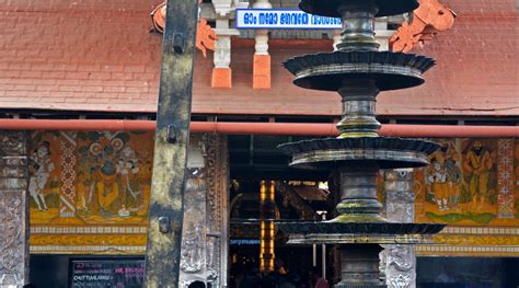 Guruvayur Temple Kerala India Travel Life Journeys
