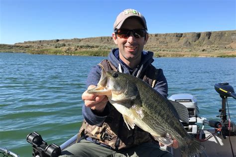 9 Lakes With Exceptional Bass Fishing In Washington State Fishing Duo