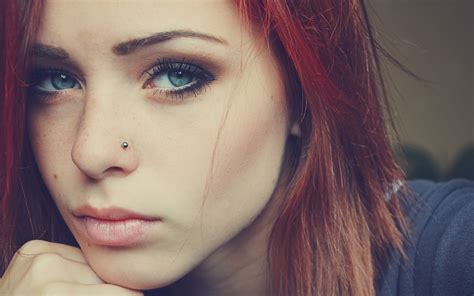 Model Women Face Eyes Piercing Blue Eyes Redhead