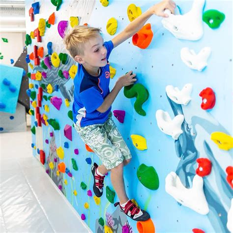 Maybe you would like to learn more about one of these? Bouldern mit Kindern in München: Boulderwelt München Ost ...