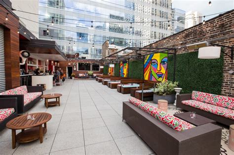 Even if you're working late you can hit up the city for a night out with some friends to get some drinks. The River North Rooftop Bar Crawl - Chicago Gen X ...