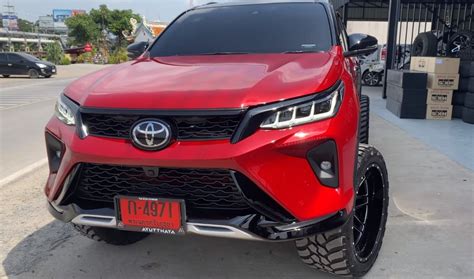 This Modified Toyota Fortuner Legender Gets Heavy Duty Off Road Mods