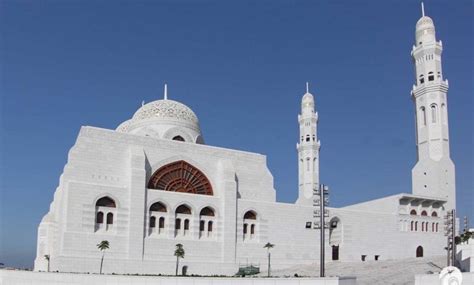 شروط فتح المساجد في سلطنة عمان تفاصيل
