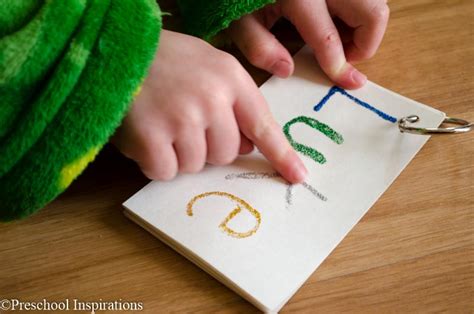 Easy Ways To Help Children Write Their Names Name Writing Practice