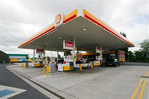 Generic Shell Station England Petrol Station Shell Oil Company