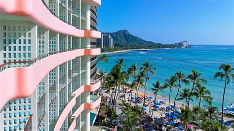 The Royal Hawaiian Hotel Waikiki Beach Honolulu Hawaii A Review