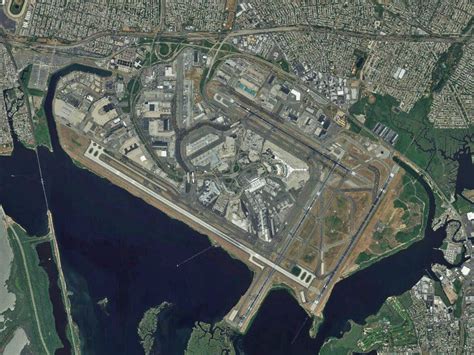 The Worlds 15 Busiest Airports On Satellite Images