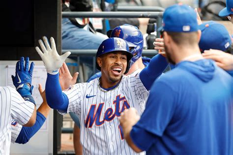 Francisco Lindor’s homer binge puts him in exclusive Mets 30-30 club