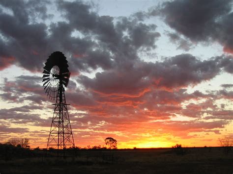 It's not a particularly immaculate script (in fact, it. Sunset, Australian outback | Australian road trip, Australian coasts, Outback australia