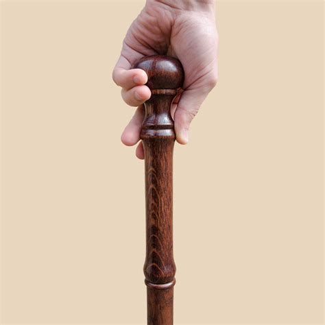 Stylish Knob Cane Wooden Walking Sticks For Men And Women