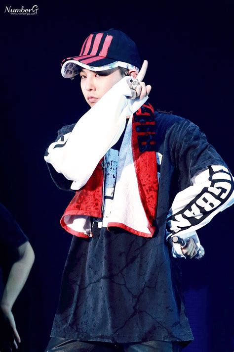 Xem thêm ý tưởng về g dragon, bigbang, neymar jr. Yahoo! Dome, Japan | Tượng đài, Laos, Người nổi tiếng