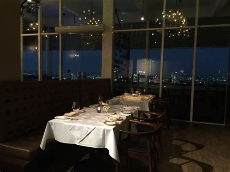 Whether you want to relax after a business meeting or enjoy a drink with friends during a break in saudi arabia, there is something on the menu to tempt everyone at our sky lounge. Malaysian Lifestyle Blog: Amazing Fine Dining @ Alto Sky ...