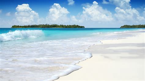 Beautiful Clear Water Beach 4k Ultra Hd Hd Wallpaper